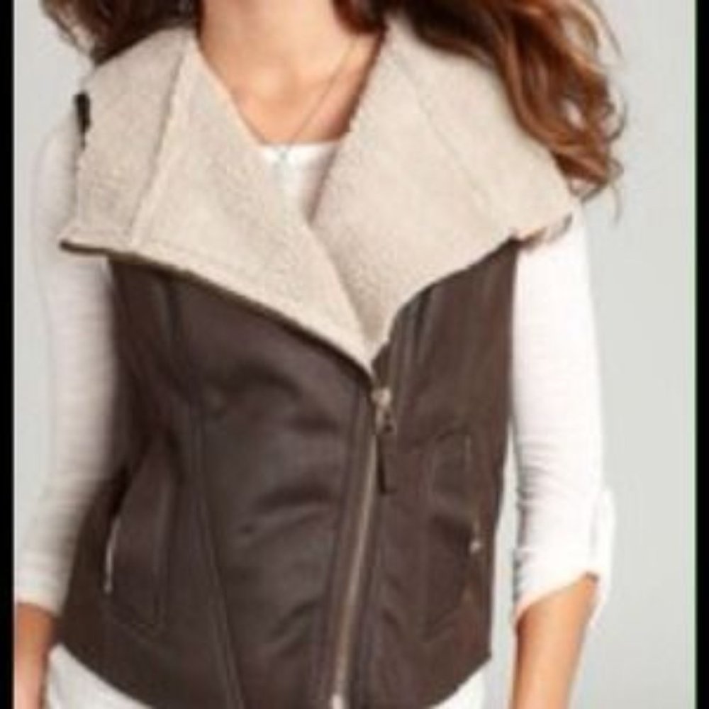 Buffalo Fern faux shearling hooded vest